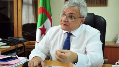 Photo de Algérie-Quatre nouveaux décrets pour soutenir l’industrie pharmaceutique locale