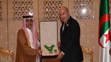 Photo de Le Président Tebboune reçoit la plus haute distinction arabe de tourisme