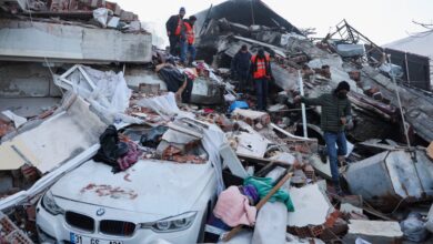 Photo de Quatre jours après le séisme en Turquie et en Syrie, le bilan humain continue de s’alourdir, dont beaucoup de déplacés