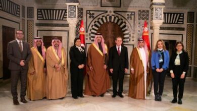 Photo de Coopération: Hachani reçoit le Président exécutif du Fonds saoudien pour le développement