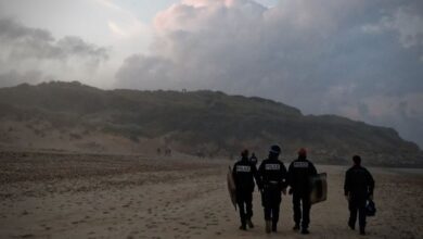 Photo de Royaume-Uni : la police annonce l’arrestation de trois hommes en lien avec la mort de 5 migrants au large de Wimereux