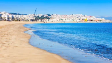 Tanger : un TikTokeur disparaît en mer après un défi périlleux