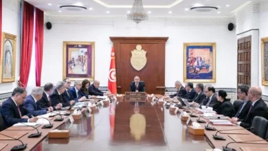 Lors d'un conseil ministériel restreint à la Kasbah, le chef du gouvernement, Kamel Madouri, a insisté sur l'urgence de fixer un calendrier précis pour la mise en œuvre de la Stratégie nationale de l'emploi.