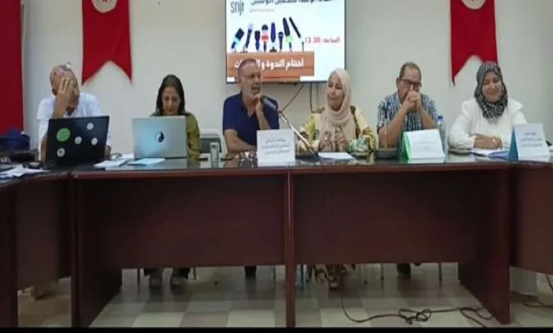 À l’occasion du 48e anniversaire de Radio Monastir, un séminaire organisé par le Syndicat national des journalistes tunisiens (SNJT) s’est tenu dimanche à Monastir.