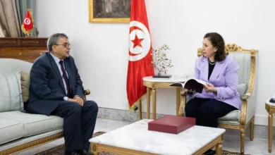 La cheffe du gouvernement tunisien, Sarra Zaafrani Zenzri, a rencontré le 27 août le gouverneur de la Banque centrale, Fathi Zouhair Nouri, au palais du gouvernement à la Kasbah.