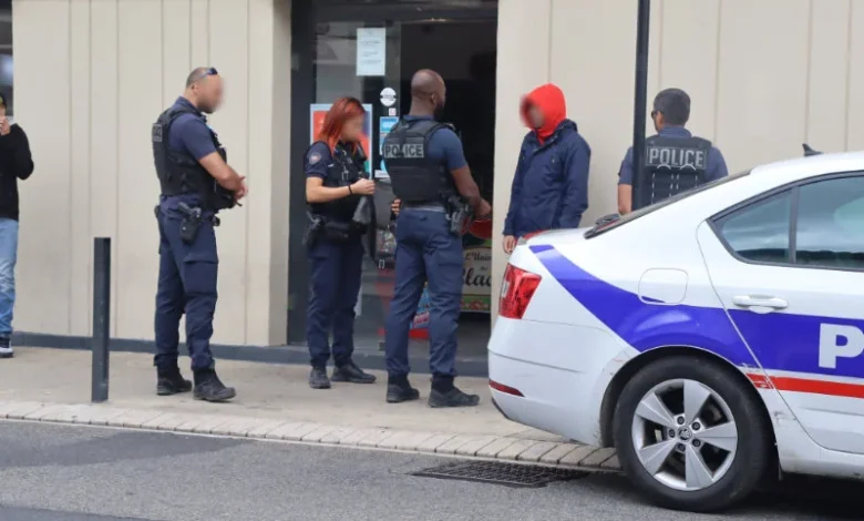 Un Marocain qui livrait des repas pour Uber Eats a été arrêté mardi 2 septembre 2025 à Nîmes. La Police aux frontières (PAF) menait alors une opération de contrôle sur l’avenue du Général Perrier