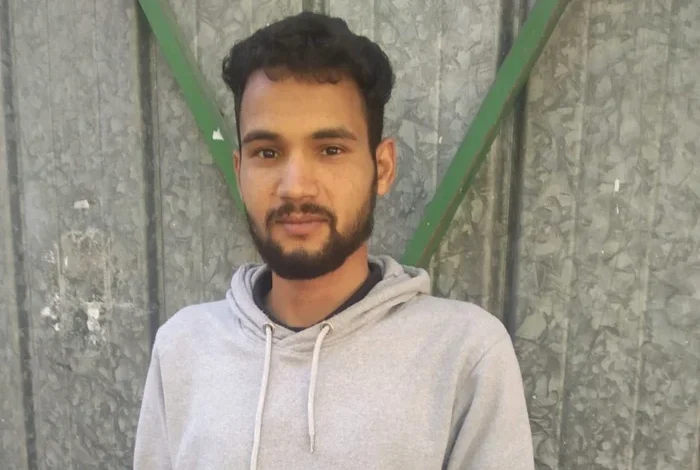 En juillet 2025, Rafie Nadi, un Égyptien de 23 ans, tente de rejoindre l’Europe à la nage depuis la côte marocaine de Fnideq