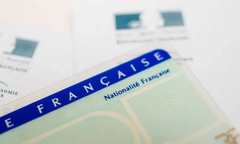 Une Algérienne perd sa nationalité française après 19 ans : une famille en détresse