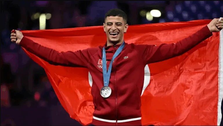 Tunisie aux Jeux de la Solidarité islamique Farès Ferjani remporte l’or en sabre individuel