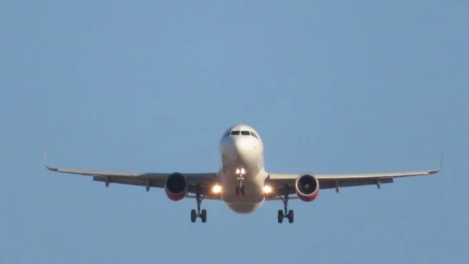Diaspora algérienne les prix des billets d’avion flambent avant l’été