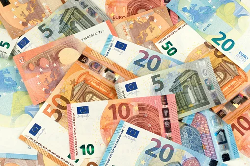 Allocation touristique 750 € : la Banque d'Algérie durcit les règles à partir du 19 juillet